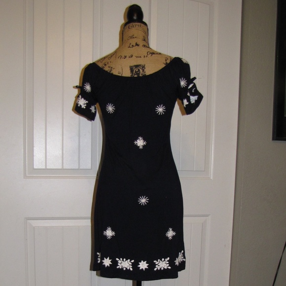 Mini Dress Navy Blue with Cream  Embroidery Size S - Picture 3 of 5